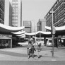 Photo Pierre de Pierre Michaud "Quartier asiatique, 13e arrondissement, Paris. 1994"