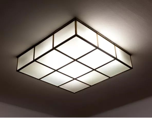Plafonnier du hall administratif