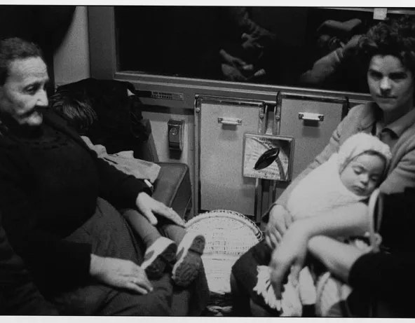 Portuguese immigrants, Hendaye-Paris train, 1965