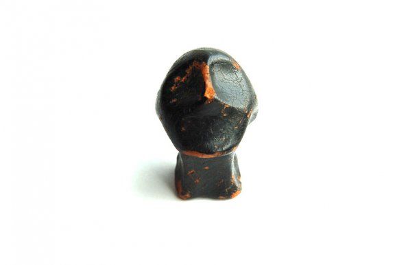 La tête en mie de pain de Frida Rochocz. Don de Frida Rochocz. Photo : Lorenzö © Musée national de l’histoire et des cultures de l’immigration