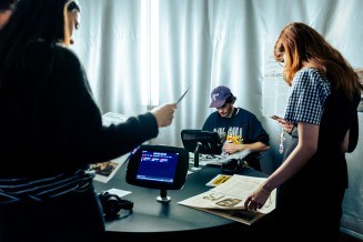 BANLIEUESCHERIES_bureau-de-presse_Quentin_Chevrier