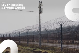 Le mur « anti-intrusion » qui marque la frontière et sépare la Hongrie de la Serbie, sur la commune d'Asotthalom, le 13 février 2025