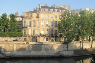 Hôtel Lambert, 2 rue Saint-Louis-en-l'Île, Paris