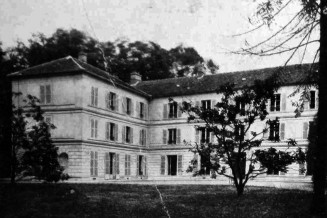 Maison russe de Sainte-Geneviève-des-Bois. Carte postale © DR 