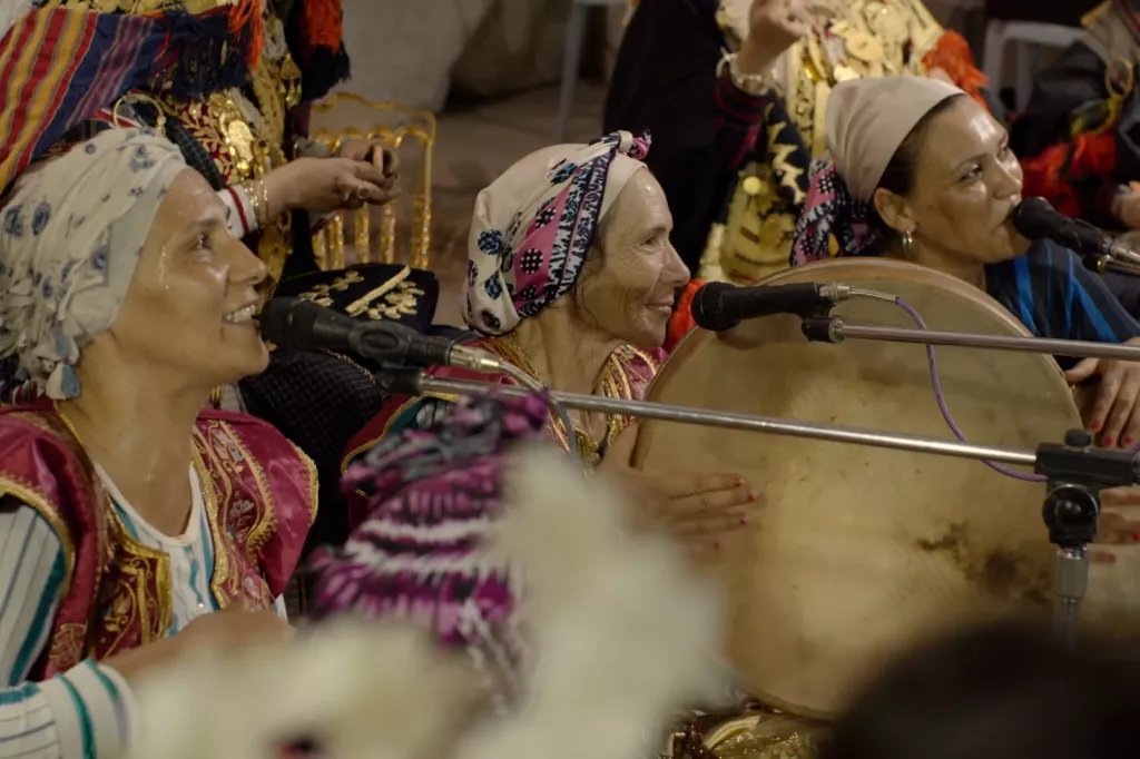 Femmes qui font de la musique