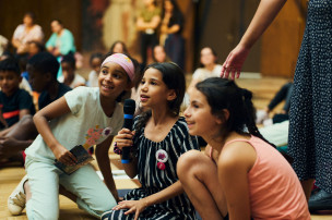 Enfants dans le Forum