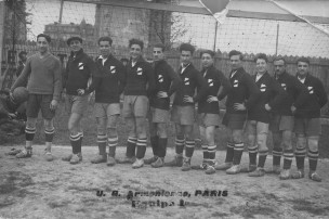 Équipe de football de l’UGA, Paris, 1928 © Centre de recherche sur la diaspora arménienne
