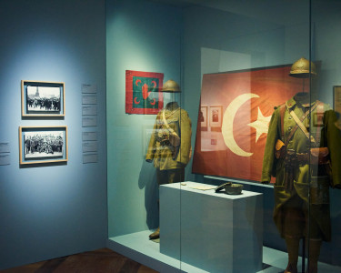 Salle de l'exposition Juifs et musulmans de la France coloniale à nos jours