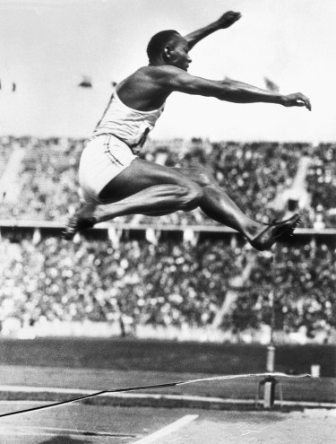 Jesse Owens aux Jeux olympique de Berlin